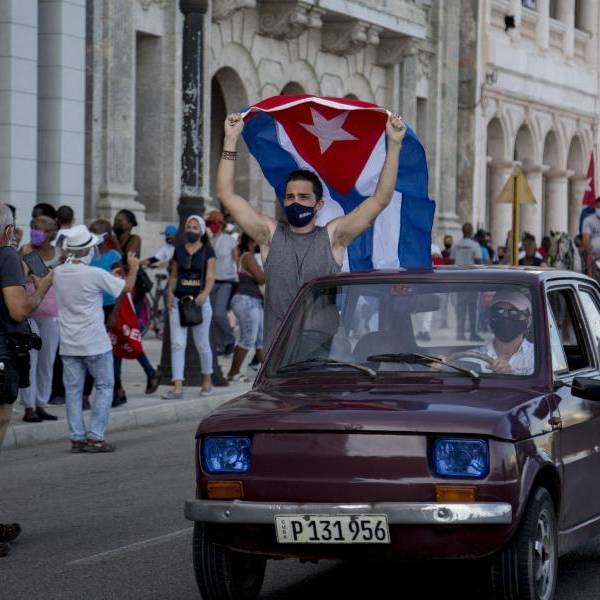 Cuba permette alle piccole e medie imprese