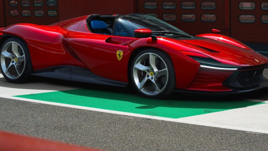 La Ferrari Daytona SP3 (2022) ha la serie di motori più potente del marchio fino ad oggi