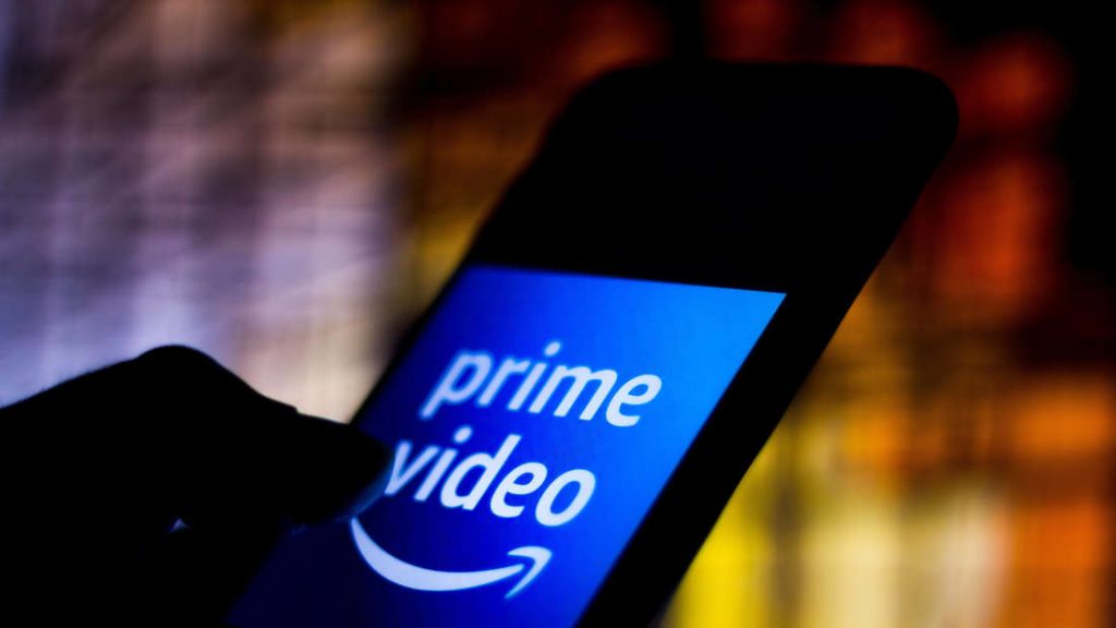 Amazon limita l'abbonamento a Prime Video: gli utenti devono pagare un extra