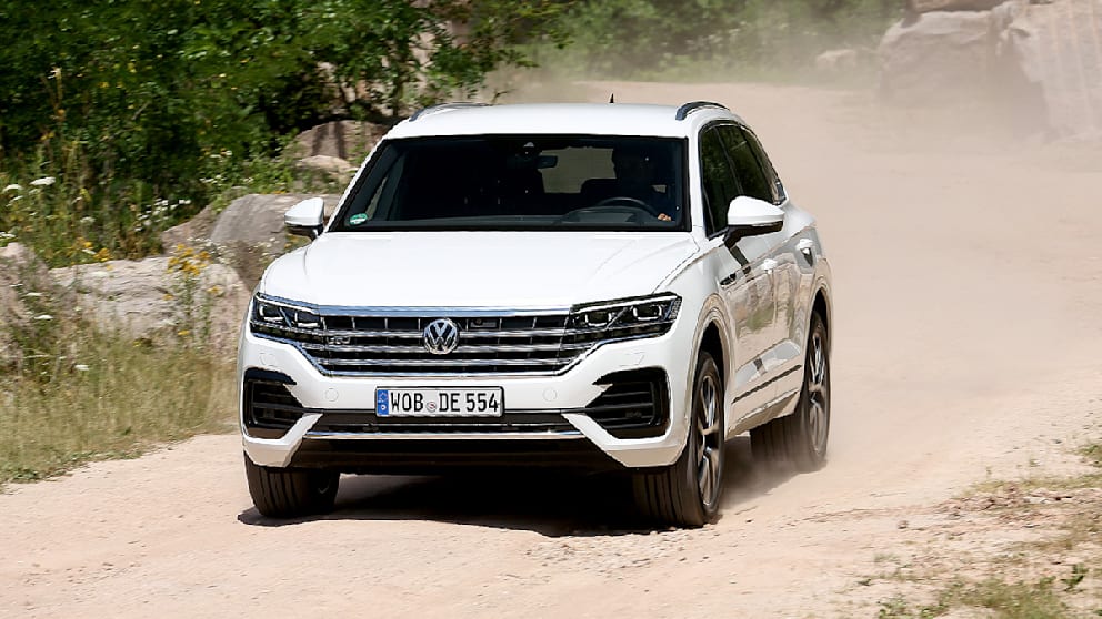 VW Touareg mit V6-Diesel der Leistungsstufe 231 bis 286 PS dürfen bereits heute den neuen Ökodiesel tanken