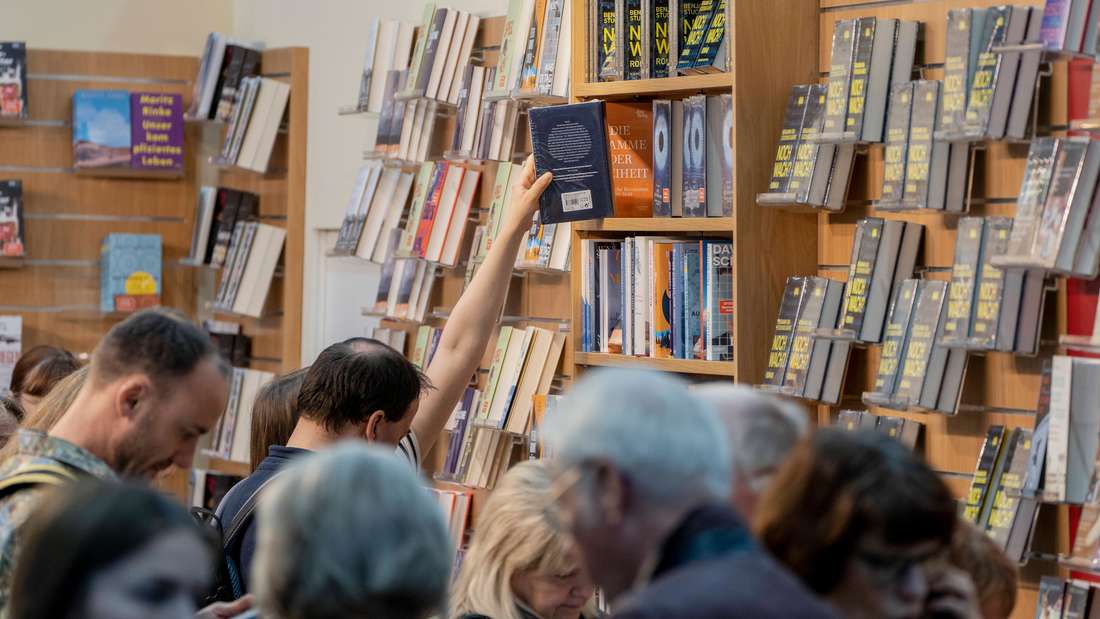 Il fallimento colpisce le biblioteche: colpiti 2.000 dipendenti