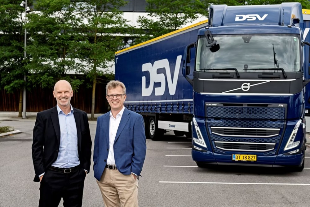 Il gruppo logistico DSV ordina 300 camion elettrici da Volvo Trucks