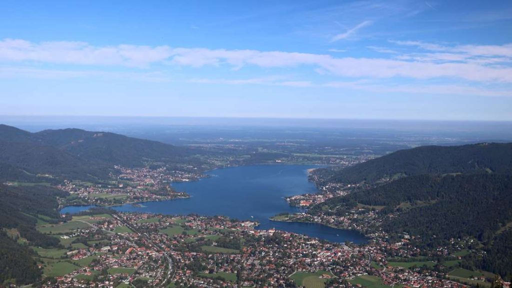 Crisi immobiliare sul famoso lago della Baviera: le ville di lusso sono vuote